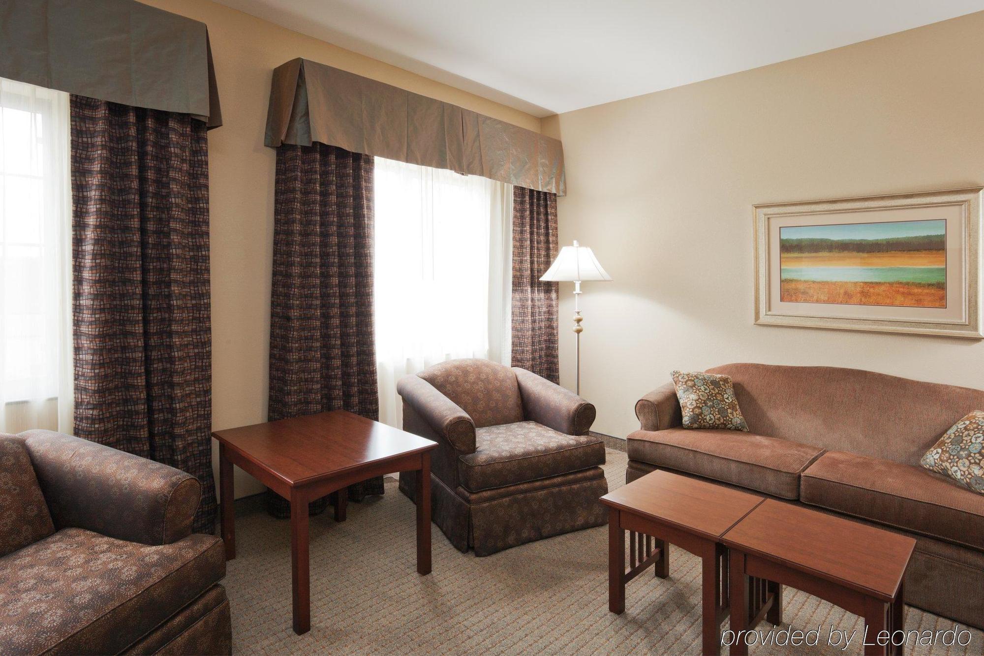 Westay Suites - Covington/Mandeville Номер фото