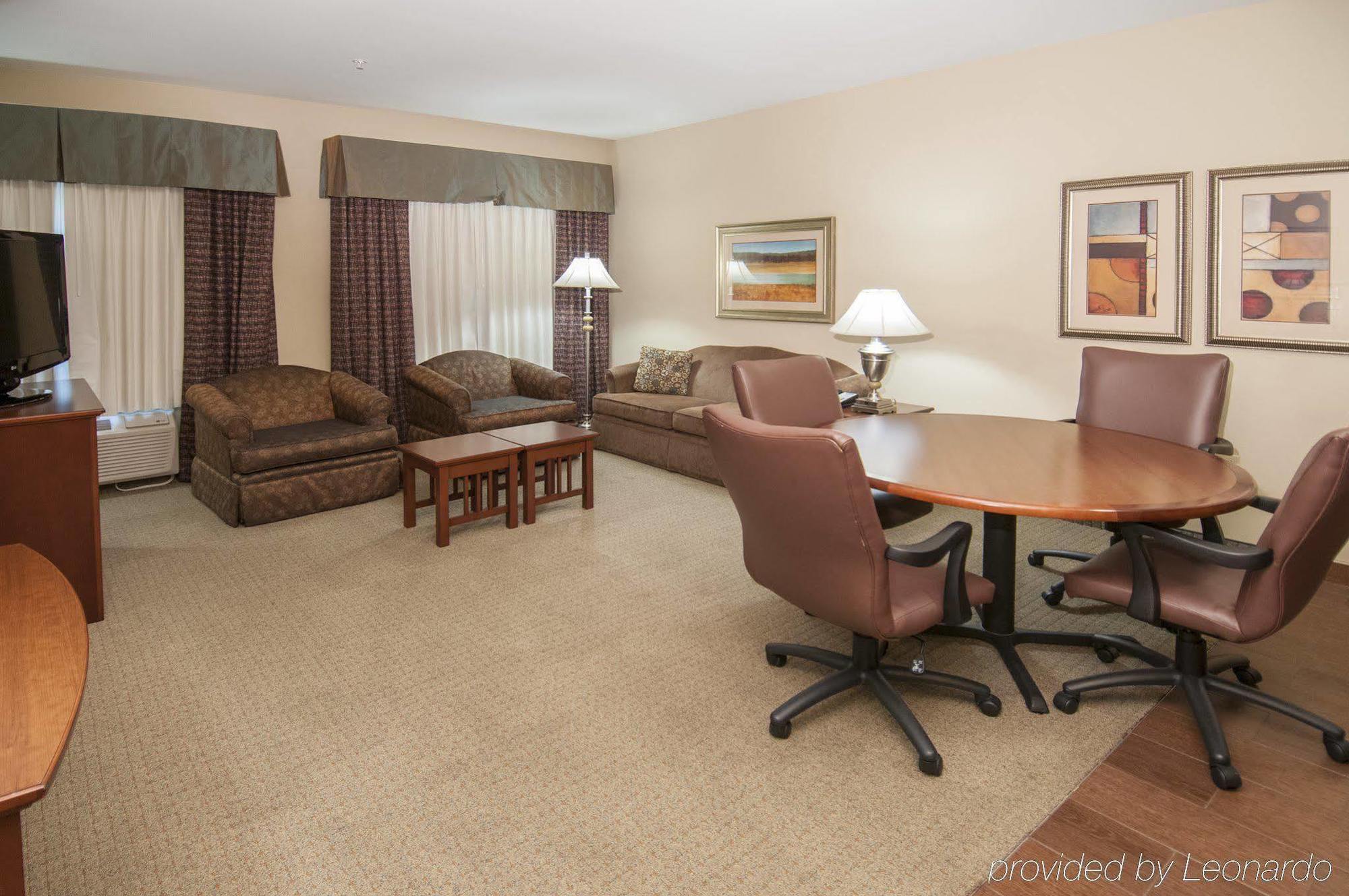 Westay Suites - Covington/Mandeville Экстерьер фото